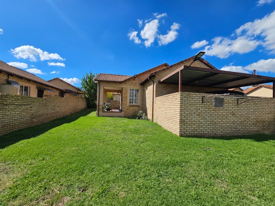 2 Bedroom Property for Sale in Sasolburg Ext 11 Free State
